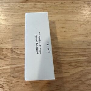 Brand new glossier skin tint!